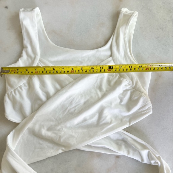 Set of 2! Cider Flirty Cropped Wrap Tie Black & White Stretchy Fabric Tank Tops - Picture 8 of 13